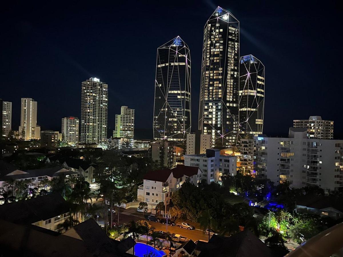 Deluxe Ocean Views Apartment Gold Coast Exterior foto